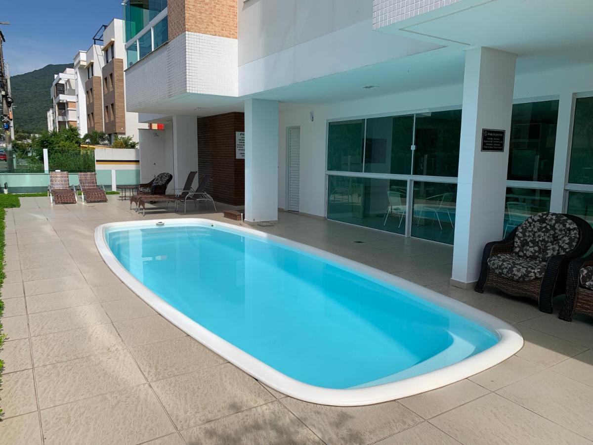 Lindo Apartamento Praia De Palmas Daire Governador Celso Ramos Dış mekan fotoğraf